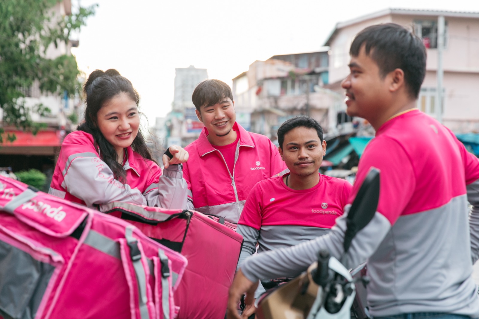 Foodpanda Slashes Accident Rates Across Asia-Pacific Using Advanced AI and Predictive Analytics