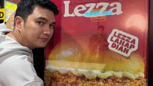 Jakarta’s Viral Sensation: How Aldi Taher’s Quirky Social Media Tactics Propelled His Burger Business to Success
